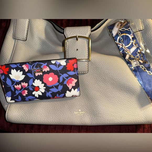 Kate Spade ♠️ Large Magnetic Tote Bag closure and Wallet - Picture 3 of 15